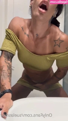 Sue Lasmar [ sue-lasmar ] - Petite masturbation matinale