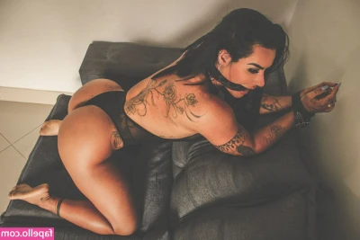 Sue Lasmar [ sue-lasmar ] - M'y first belly button fuck and anal 😍 It was soooooo good to get