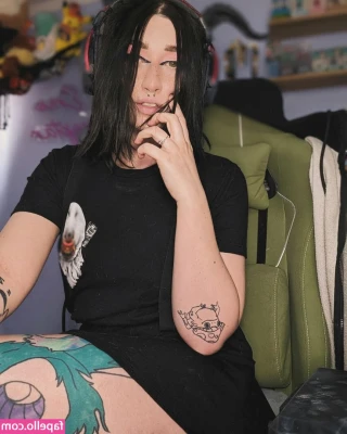 emoreptar - Your gamer is ready to rock your world!😉🥰💋
