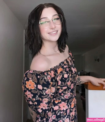 emoreptar - About to look at toys and new outfits with my Friend 🥰xx Get her