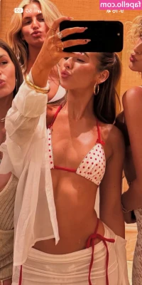 Riley Saurage [ riley-saurage ] - Give me your cum, daddy 🥵
