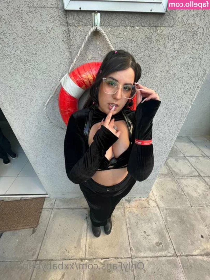Lita JUGS [ lita-jugs ] - Ratio looking ok? 🍑