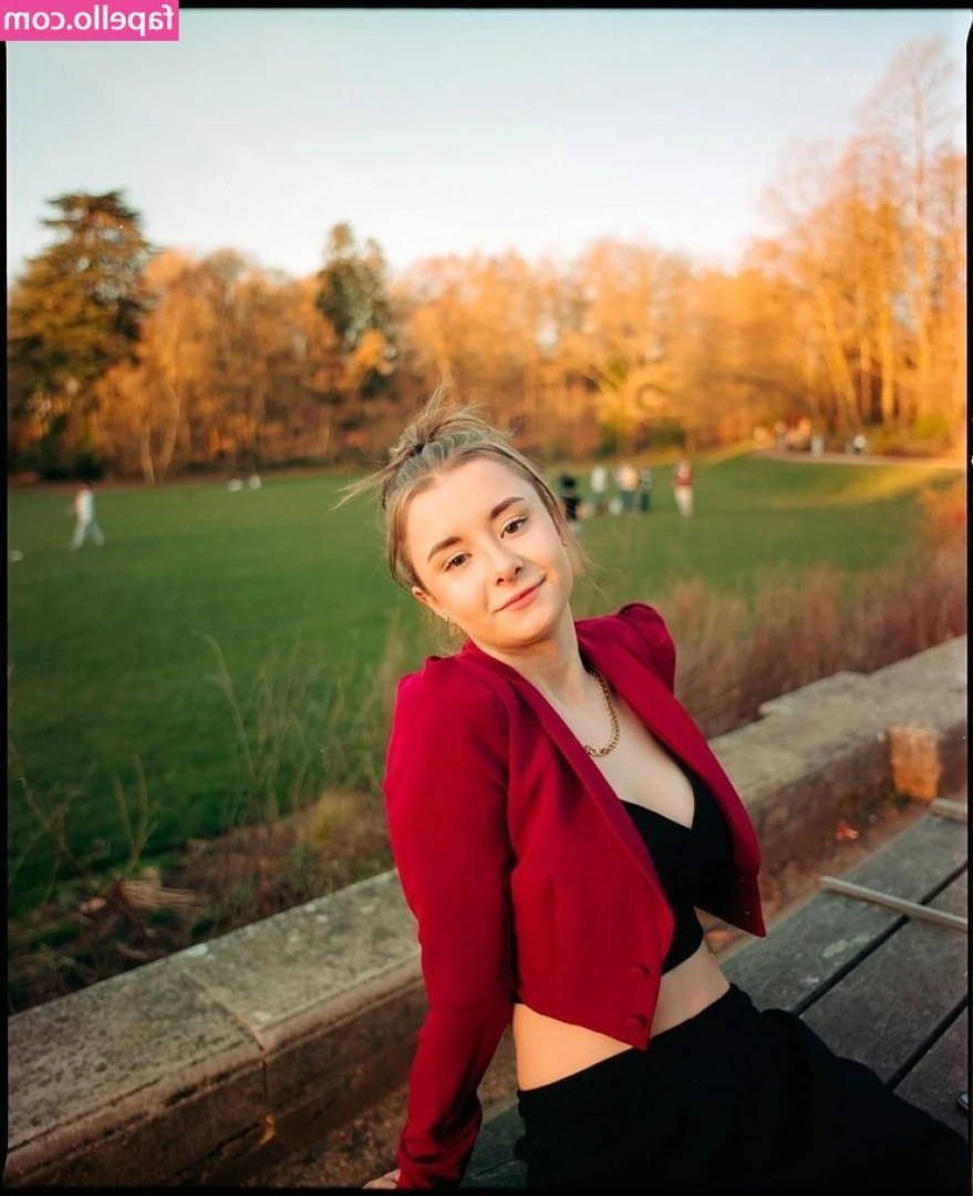 Kerry Ingram [ kerry-ingram ] - Thank you so much for all bday gifts and messages 💕 I love u all