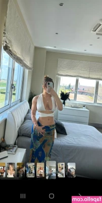 peraroeleonora - cum slut ʚ♡ɞ