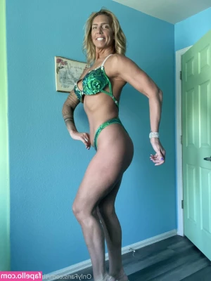 themikaylamiles - Boobies