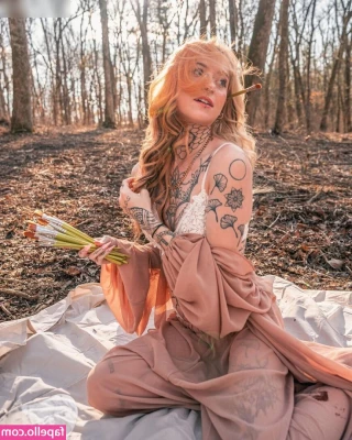 Bambi Sage [ bambi-sage ] - Whatch this beauty for free  shes very active and playfull  She just