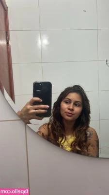 Vbeatrizz - Tomorrow ill be making videocalls and customising your content on