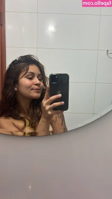 Vbeatrizz - Who’s online???? I want to jerk off while u guys watch.