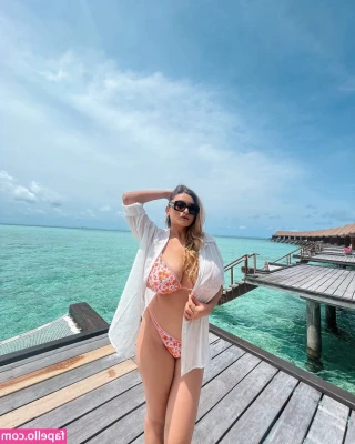 Sonali_malhotraa [ sonali-malhotraa ] - Remember this sexy outfit? Do you remember who fucked me in it?