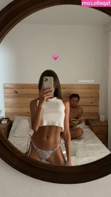 Alice Llenas [ alice-llenas ] - come kiss mommy all over her tummy 🥰