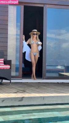 Sylvie Meis [ sylvie-meis ] - Me excita demasiado leerte   línea tras línea  espacio por espacio
