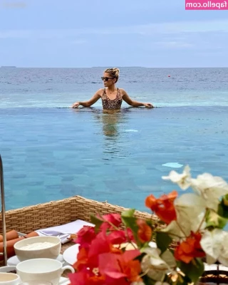 Sylvie Meis [ sylvie-meis ] - Ass or titties  what do you prefer