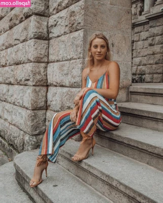 Fernanda Colombo [ fernanda-colombo ] - Video for you, I know how much you like it when I spoil you 🖤