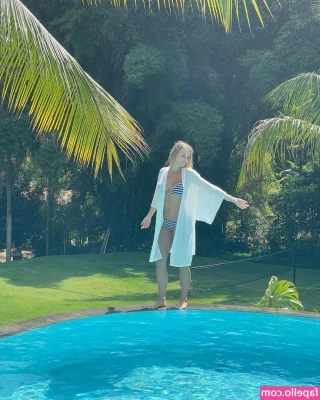 Fernanda Colombo [ fernanda-colombo ] - Fuck, marry or creampie?
