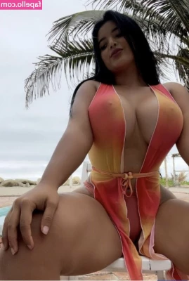 Aleja Quiroz - you want me  then leave me a private message