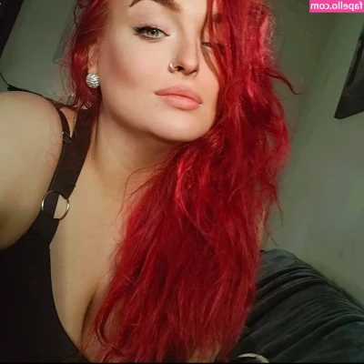 Kerryn Davenport [ kerryn-davenport ] - Do I look good in red