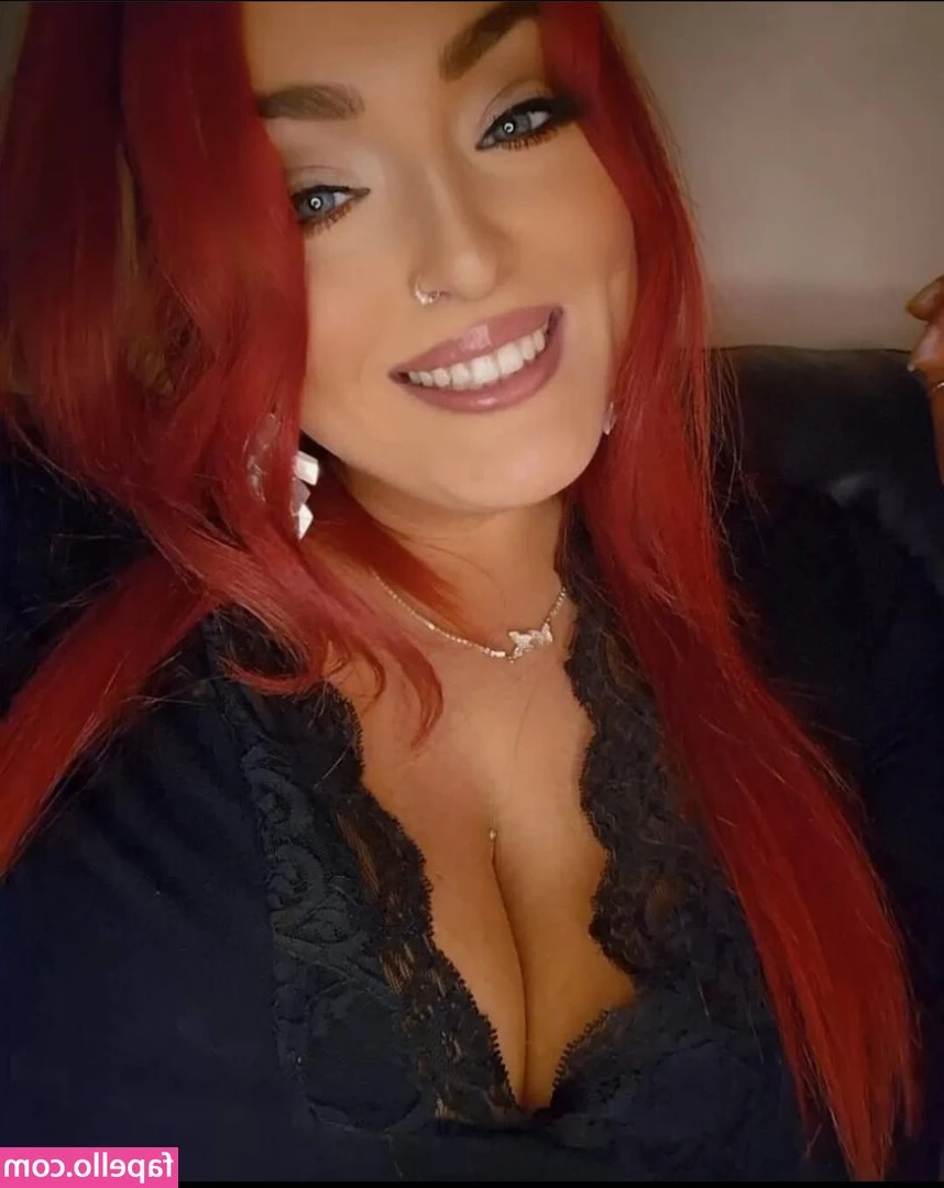 Kerryn Davenport [ kerryn-davenport ] - I don t wanna get up yet