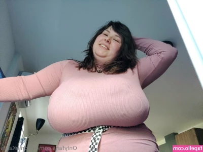 meloniekares - remember you can pay for special requests    1- no anal  2- no meet