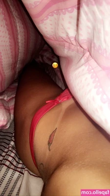 Helen Pales [ helen-pales ] - Do I look fuckable?