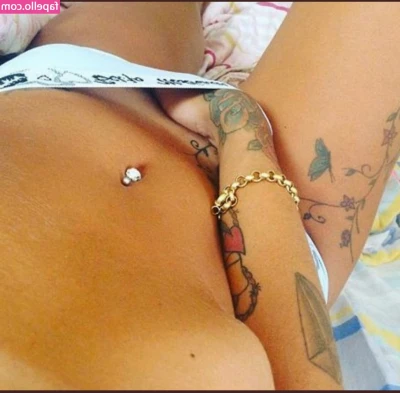 Helen Pales [ helen-pales ] - What a day and it s not even noon yet