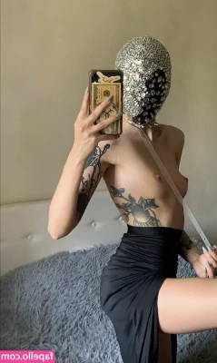eliaeventova - When I do a BRB on twitch - it’s usually because I want to stick my