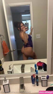 corinnagoeswild [ corinnagoeswild-1 ] - I felt sexy in both of these outfits. Which one would you like to see