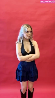 Kittysblind - Double Ended Glass Dildo [11 minutes]  $21 | my pussy looks so pretty