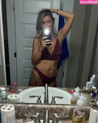 jennybelle - I need someone to help me out with this before bed  Any takers