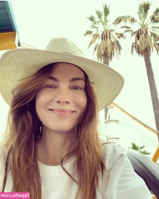 Michelle Monaghan [ michelle-monaghan ] - Sunday afternoon fun  When he s addicted to my cock