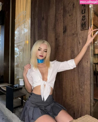 Karla Fabiola Reyes [ karla-fabiola-reyes ] - I have been a bad bunny  please use and abuse me