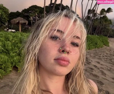 Kaylamalec - Happy Friday