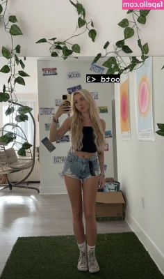 Kaylamalec - Riding Daddy s Big Dick while He Fucks me so good