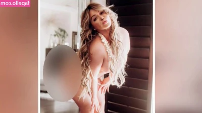 Chiquis Rivera [ chiquis-rivera ] - 🔥Full Duo Vid🔥[7 min]  We start by stroking each others cocks,