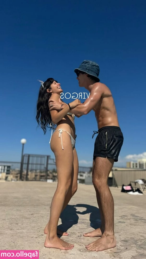 Amanda De Godoi [ amanda-de-godoi ] - Please go vote for me    https onlyfans com 828928217 huge_load