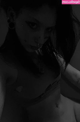 hiraethshaven - Play time x more to come. Any request in my maids outfit let me know x