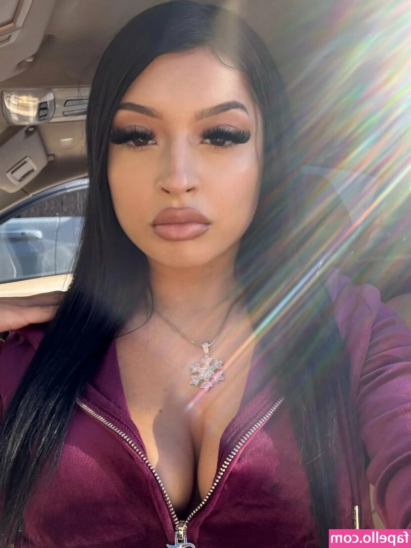 Babyjadedd - It does that when you spank it too