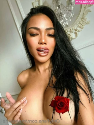 meenathai - thequeensexxx    I M GONNA GIVE YOU WHATS YOU NEED DADDY     Hot