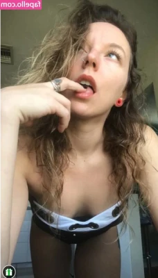 Chivettes - do you think my pussy is cute 🥺?