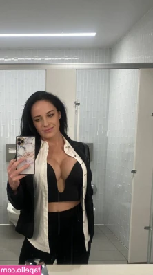 Chivettes - looking for a good cuck