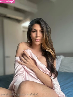 pocahontrans - Love gagging on a hard cock