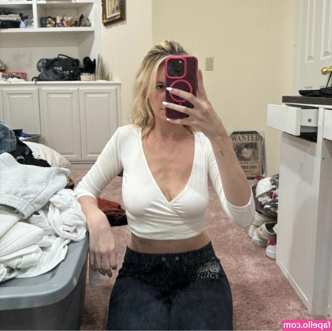 Hannahsiegel2 [ hannahsiegel2-1 ] - giving it to my sweet peach @peachyfux