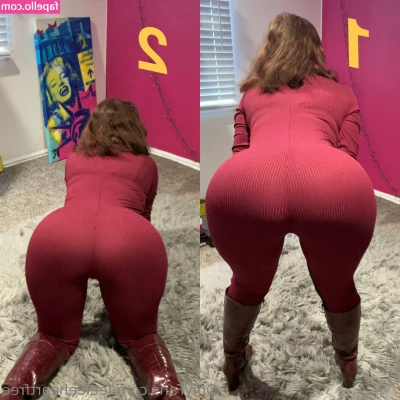 leeleezillafree - The way  vannarose tv ass waves when I give her back shots