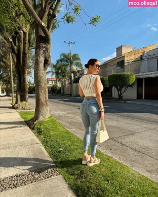 sharonoficial - This hump day was a crazy one for sure! Check your DM‘s for the