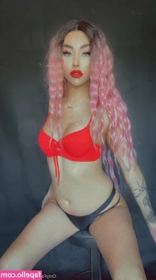 tammydreamworx - Que foto os gusta más yo la verdad es que estoy confusa 😊💕💖