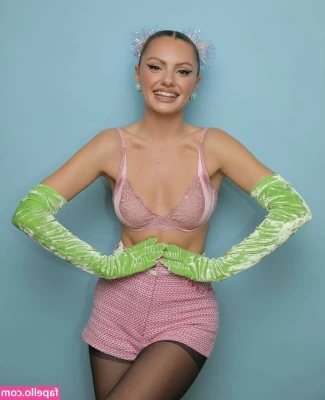Alexandra Stan [ alexandra-stan ] - Had to take some pictures for a new agency I might be joing. You guys