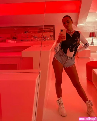 Alexandra Stan [ alexandra-stan ] - J´ADORE...
