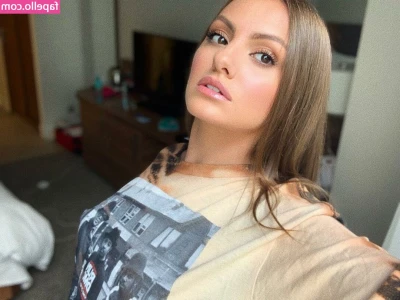 Alexandra Stan [ alexandra-stan ] - This is where I live :):):)