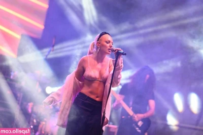 Alexandra Stan [ alexandra-stan ] - Yes I was soft ...