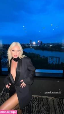 Alexandra Stan [ alexandra-stan ] - Pink