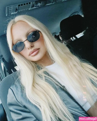 Alexandra Stan [ alexandra-stan ] - Horny housewife vibez